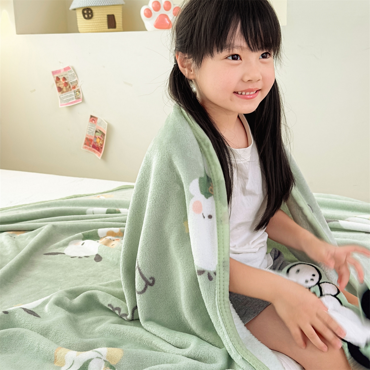 91家纺网 家纺一手货源 找家纺 花满路 2025新款亲肤舒适三丽鸥儿童毯毛毯毯子 滑板卡帕狗