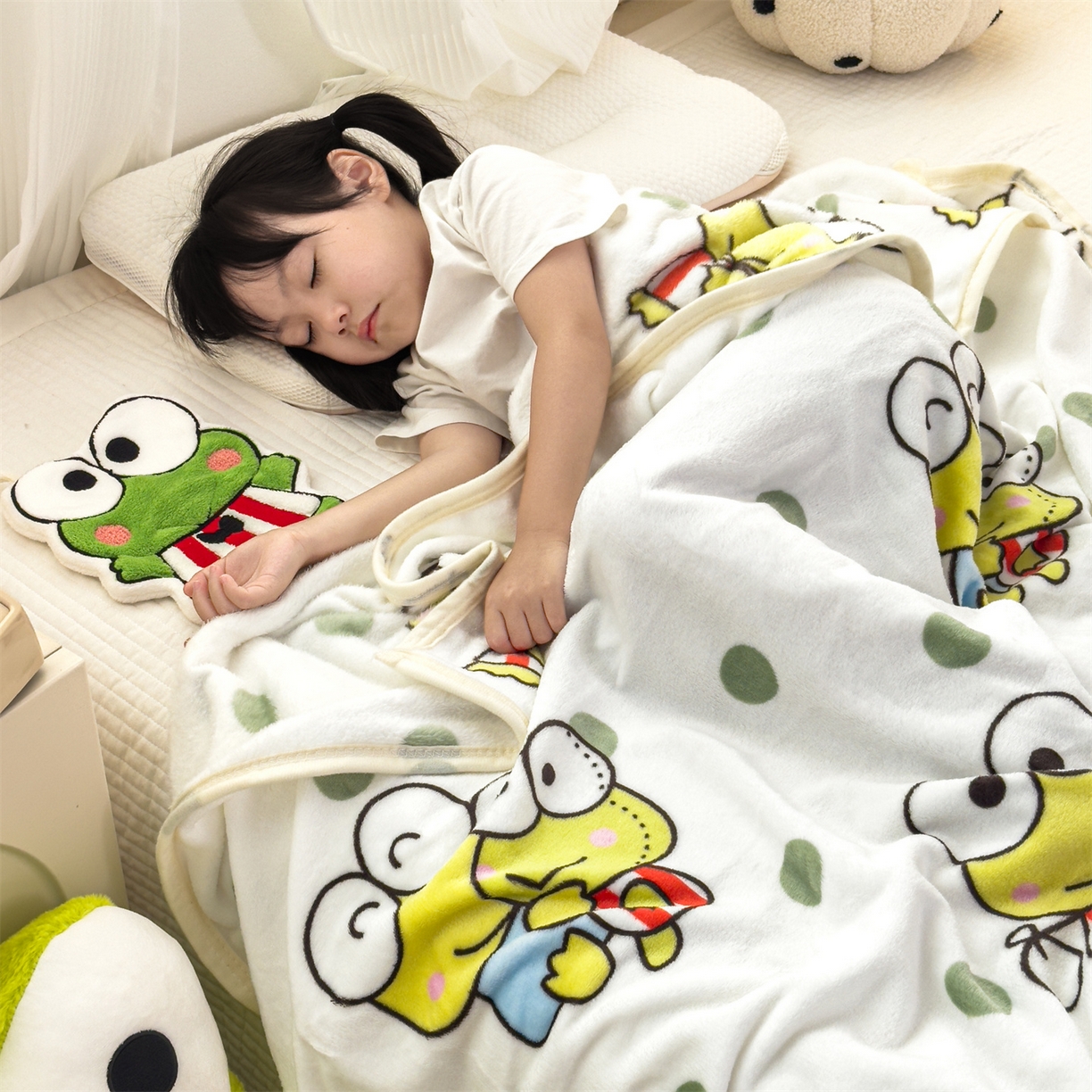 花满路 2025新款亲肤舒适三丽鸥儿童毯毛毯毯子 球球大眼蛙