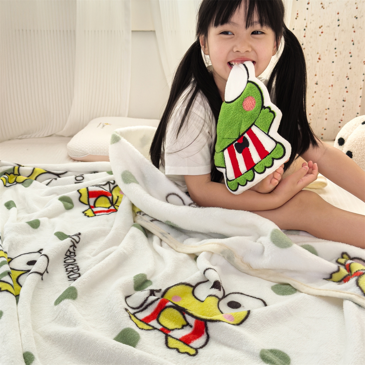 91家纺网 家纺一手货源 找家纺 花满路 2025新款亲肤舒适三丽鸥儿童毯毛毯毯子 球球大眼蛙