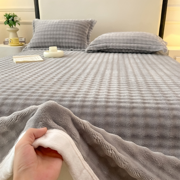 91家纺网 家纺一手货源 找家纺 宅部落 2025新款加厚牛奶绒泡泡绒单床单床单单品床单单件 星空灰