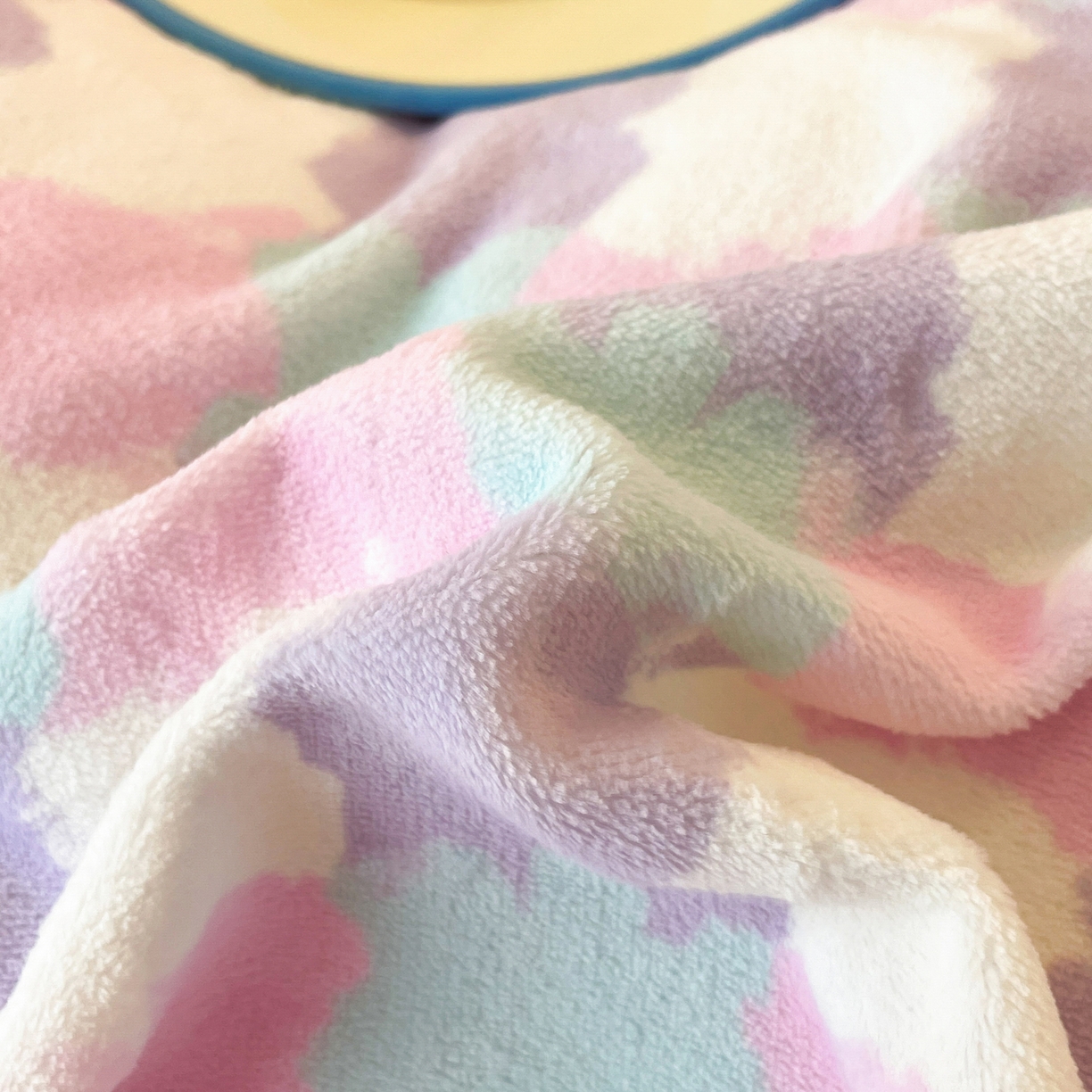 91家纺网 家纺一手货源 找家纺 如一 2025新款美式复古风数码织标牛奶绒四件套 复古粉