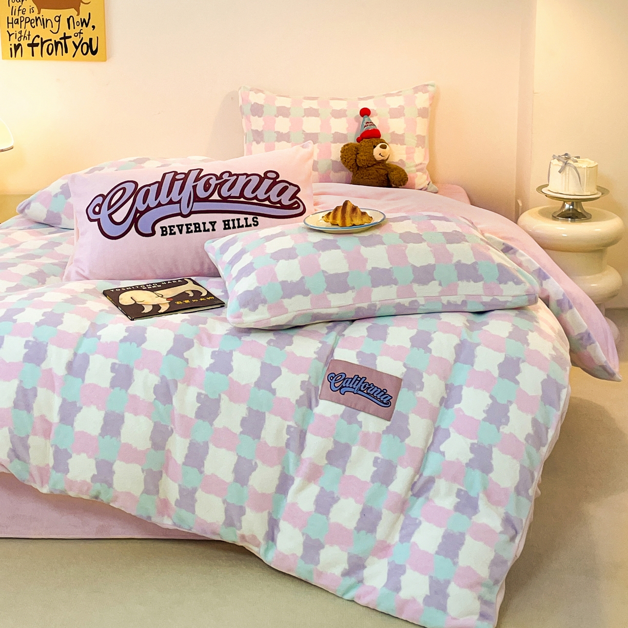 91家纺网 家纺一手货源 找家纺 如一 2025新款美式复古风数码织标牛奶绒四件套 复古粉