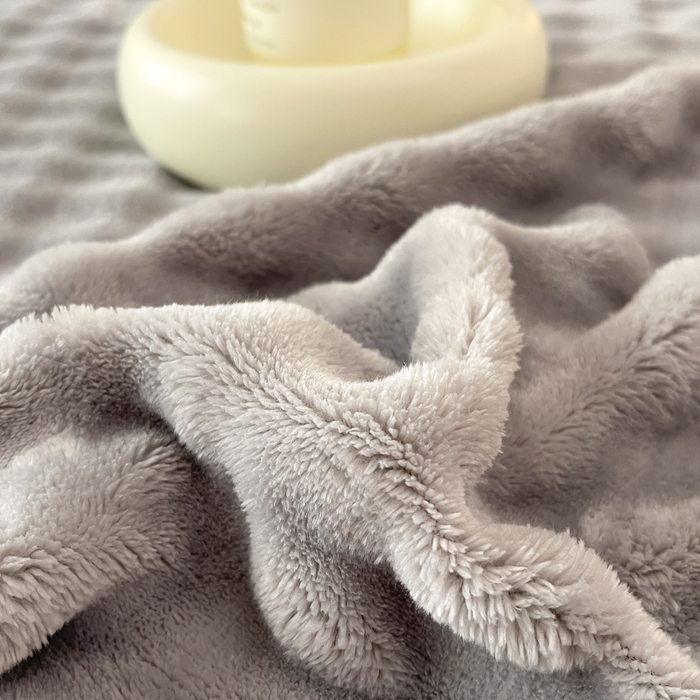 91家纺网 家纺一手货源 找家纺 宅部落 2025新款加厚牛奶绒泡泡绒单床单床单单品床单单件 星空灰