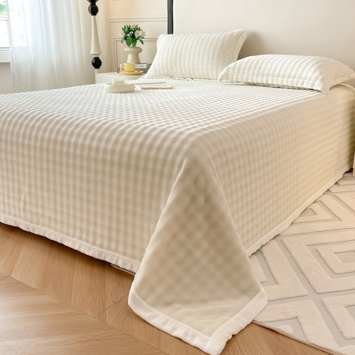 91家纺网 家纺一手货源 找家纺 宅部落 2025新款加厚牛奶绒泡泡绒单床单床单单品床单单件 优雅白