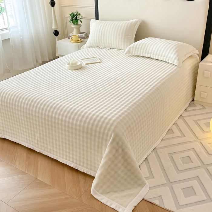 91家纺网 家纺一手货源 找家纺 宅部落 2025新款加厚牛奶绒泡泡绒单床单床单单品床单单件 优雅白