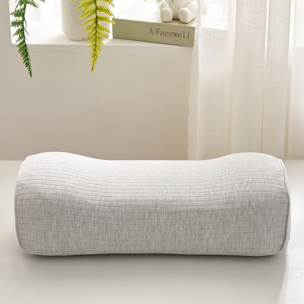 91家纺网 家纺一手货源 找家纺 鼎盛乳胶 2025新款条纹趴睡枕乳胶便携枕 条纹浅灰
