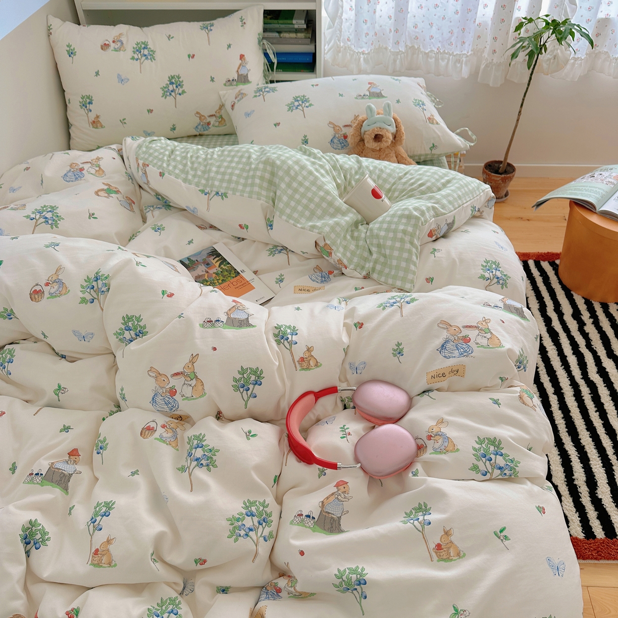 91家纺网 家纺一手货源 找家纺 初念 2025新款水洗棉系绳云朵棉四件套系列 系带-小兔弦音