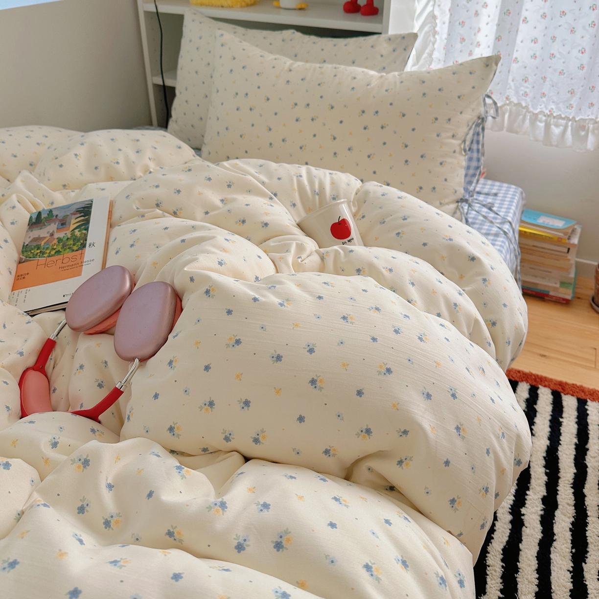 91家纺网 家纺一手货源 找家纺 初念 2025新款水洗棉系绳云朵棉四件套系列 系带-小兰花