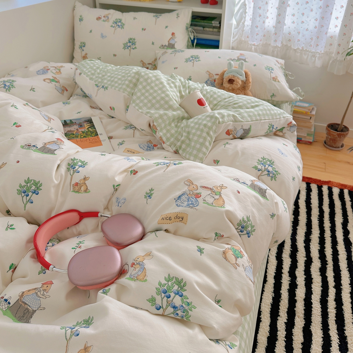 91家纺网 家纺一手货源 找家纺 初念 2025新款水洗棉系绳云朵棉四件套系列 系带-小兔弦音