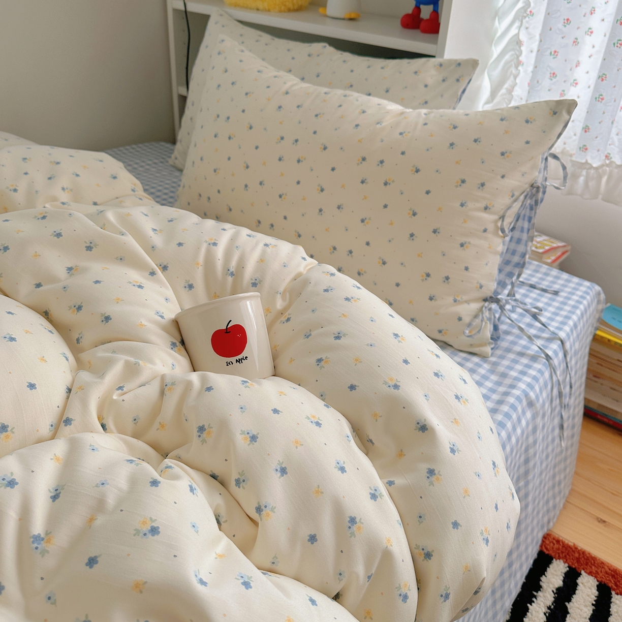 91家纺网 家纺一手货源 找家纺 初念 2025新款水洗棉系绳云朵棉四件套系列 系带-小兰花