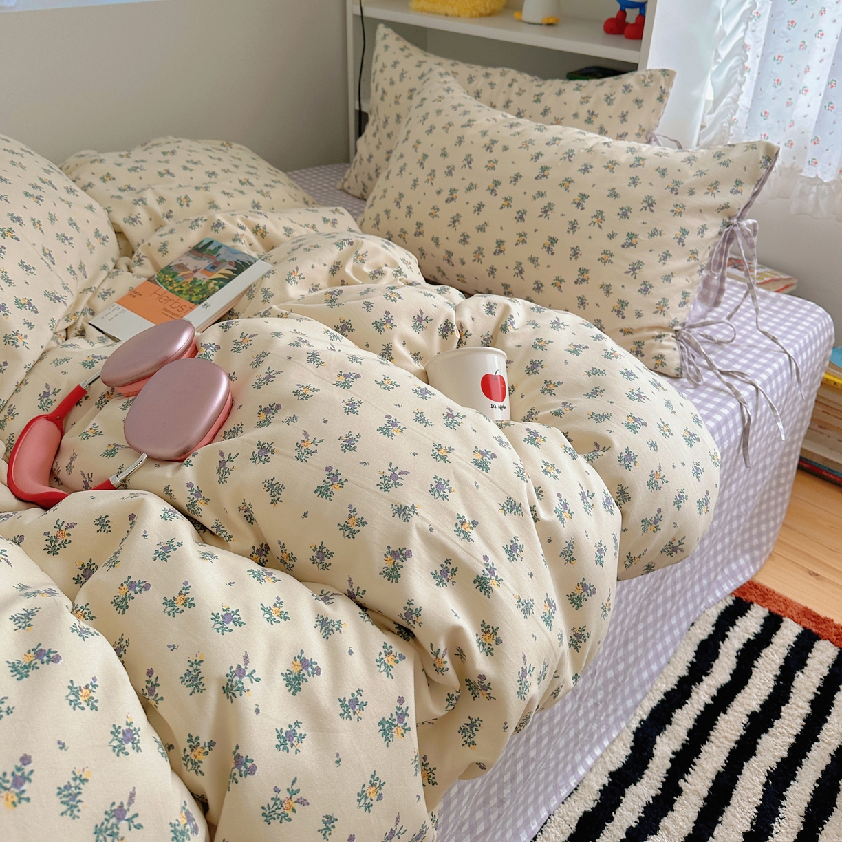 91家纺网 家纺一手货源 找家纺 初念 2025新款水洗棉系绳云朵棉四件套系列 系带-夏日铃兰