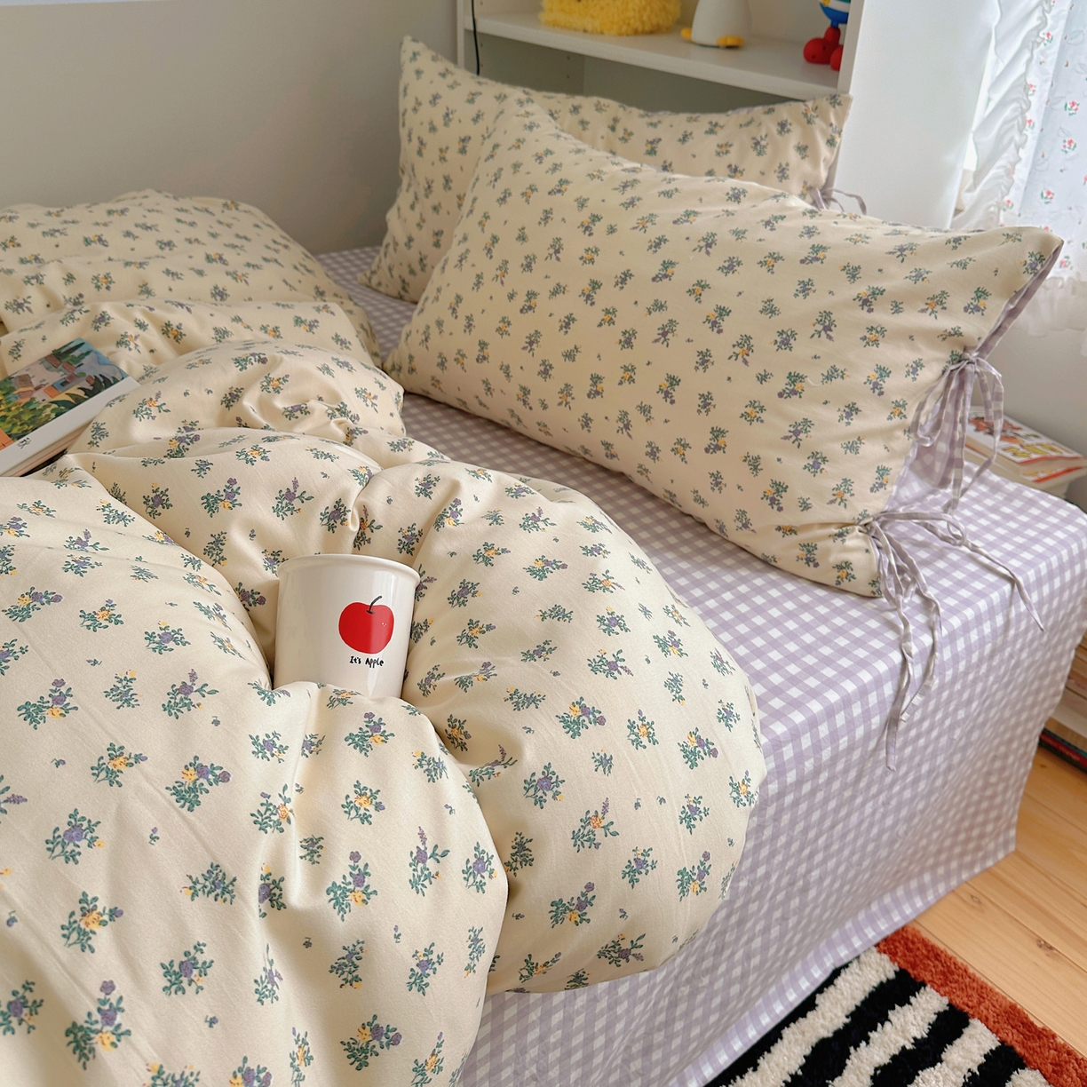 91家纺网 家纺一手货源 找家纺 初念 2025新款水洗棉系绳云朵棉四件套系列 系带-夏日铃兰