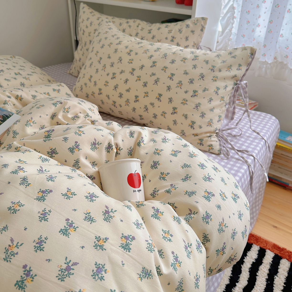 91家纺网 家纺一手货源 找家纺 初念 2025新款水洗棉系绳云朵棉四件套系列 系带-夏日铃兰