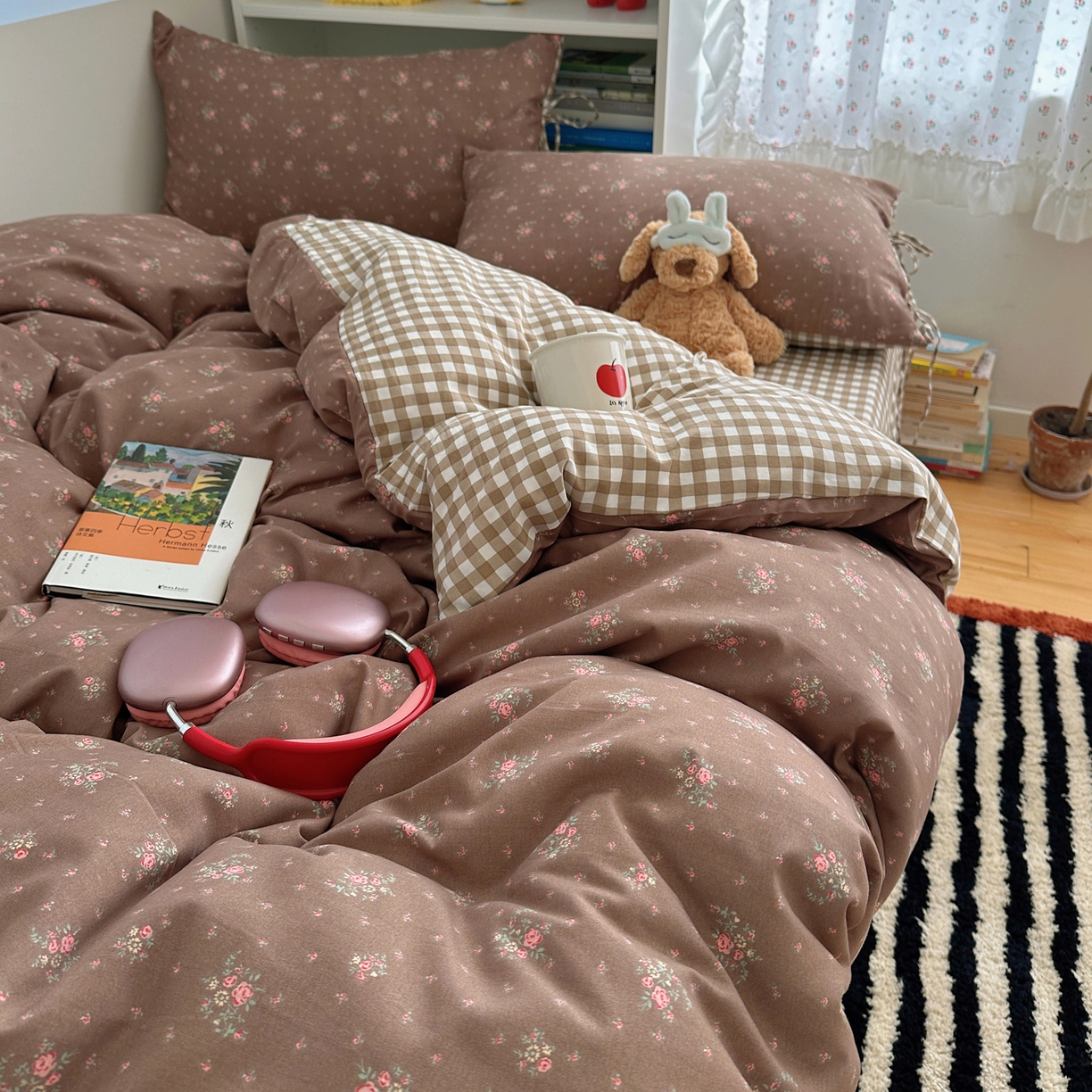 91家纺网 家纺一手货源 找家纺 初念 2025新款水洗棉系绳云朵棉四件套系列 系带-初夏-咖