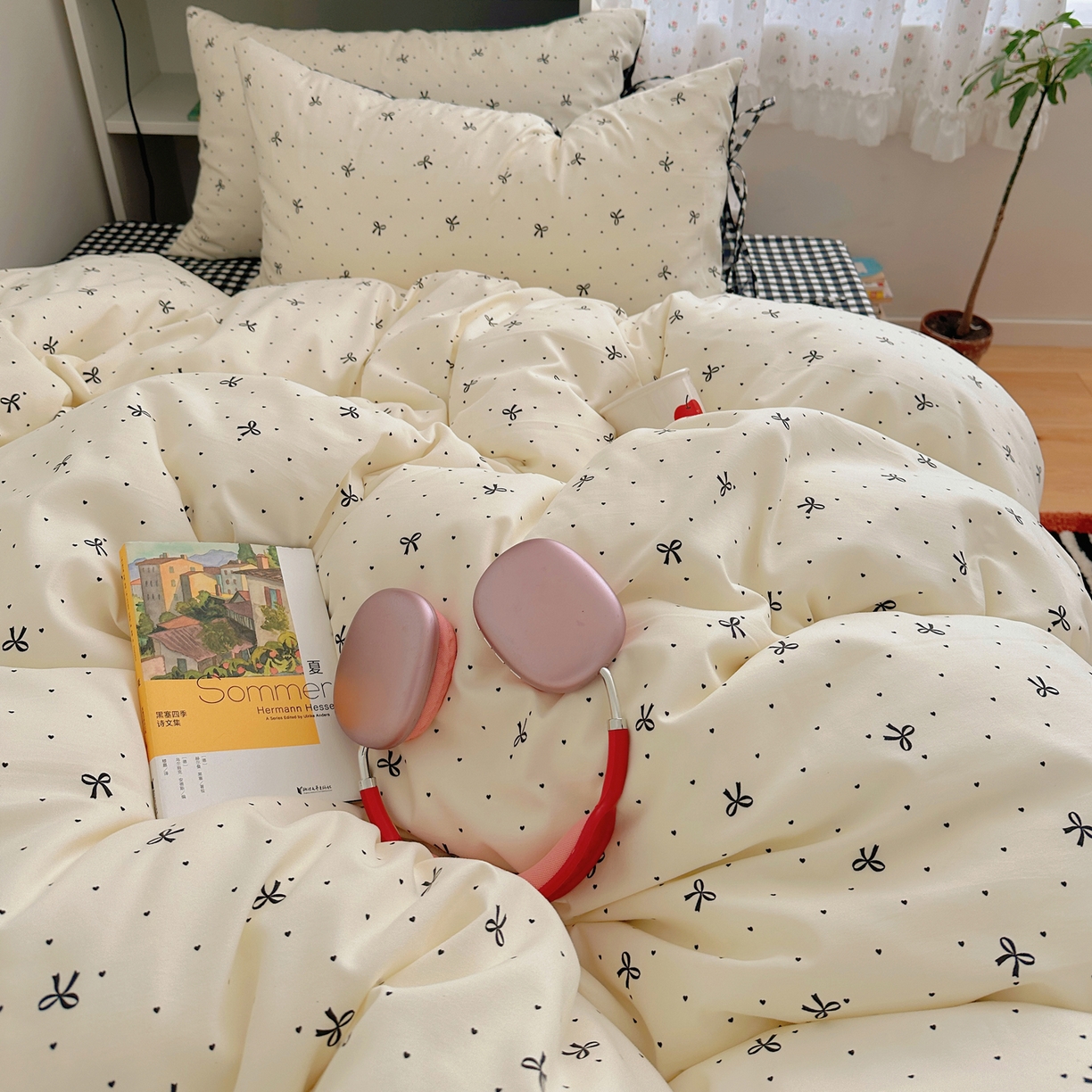 91家纺网 家纺一手货源 找家纺 初念 2025新款水洗棉系绳云朵棉四件套系列 系带-蝴蝶集-黑