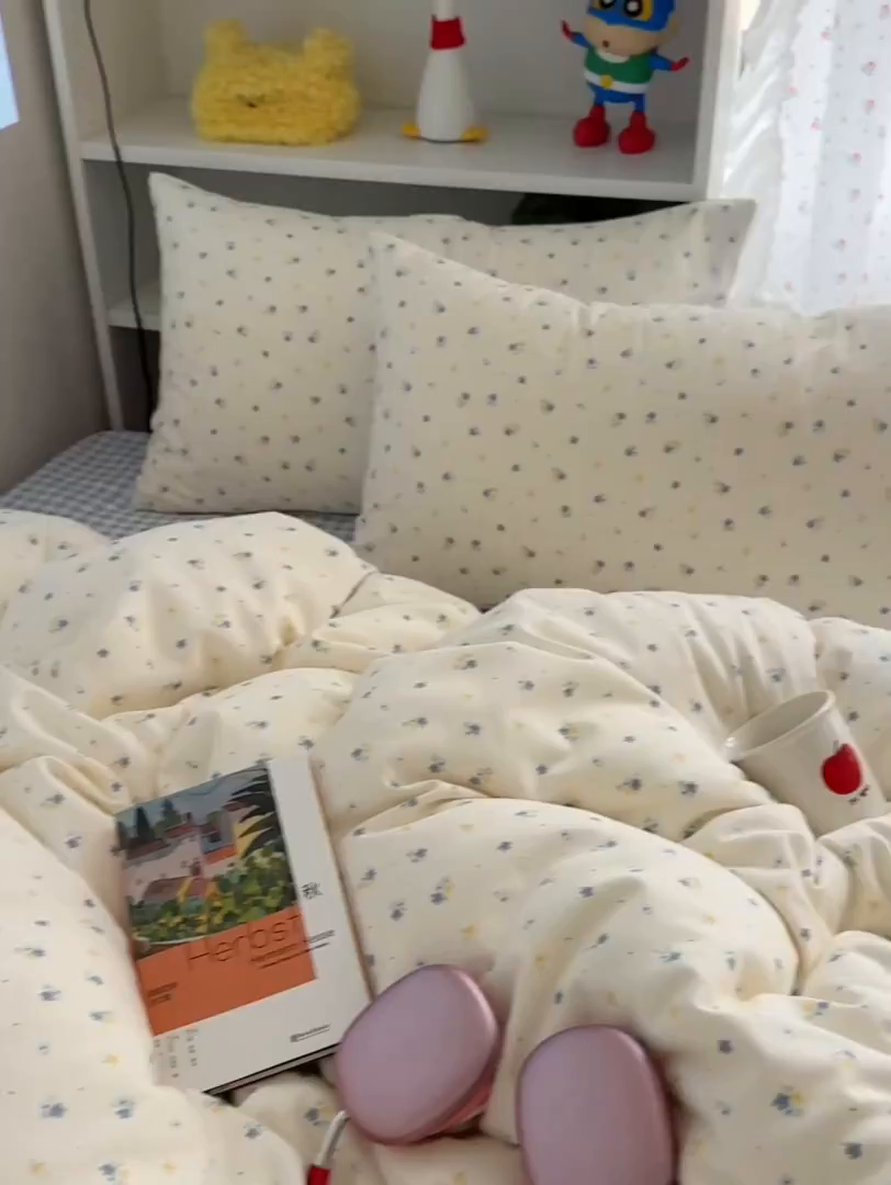 91家纺网 家纺一手货源 找家纺 初念 2025新款水洗棉系绳云朵棉四件套系列 系带-小兰花