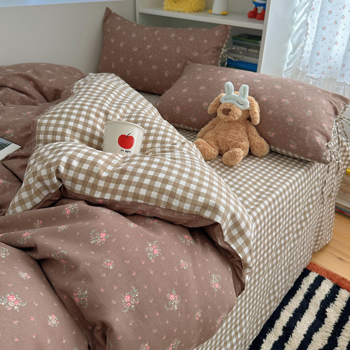 91家纺网 家纺一手货源 找家纺 初念 2025新款水洗棉系绳云朵棉四件套系列 系带-初夏-咖