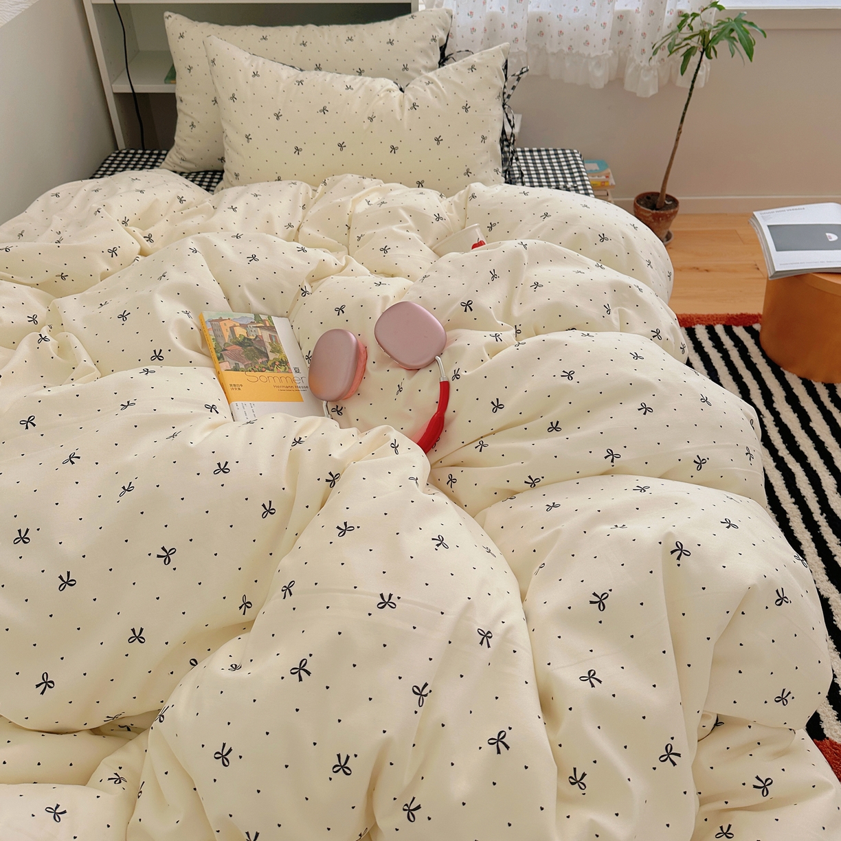 91家纺网 家纺一手货源 找家纺 初念 2025新款水洗棉系绳云朵棉四件套系列 系带-蝴蝶集-黑