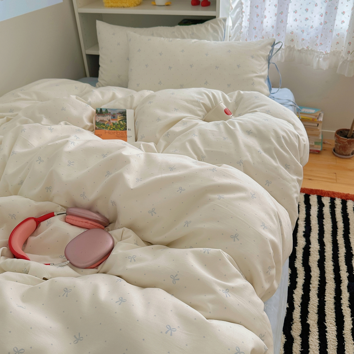 91家纺网 家纺一手货源 找家纺 初念 2025新款水洗棉系绳云朵棉四件套系列 系带-蝴蝶集-蓝