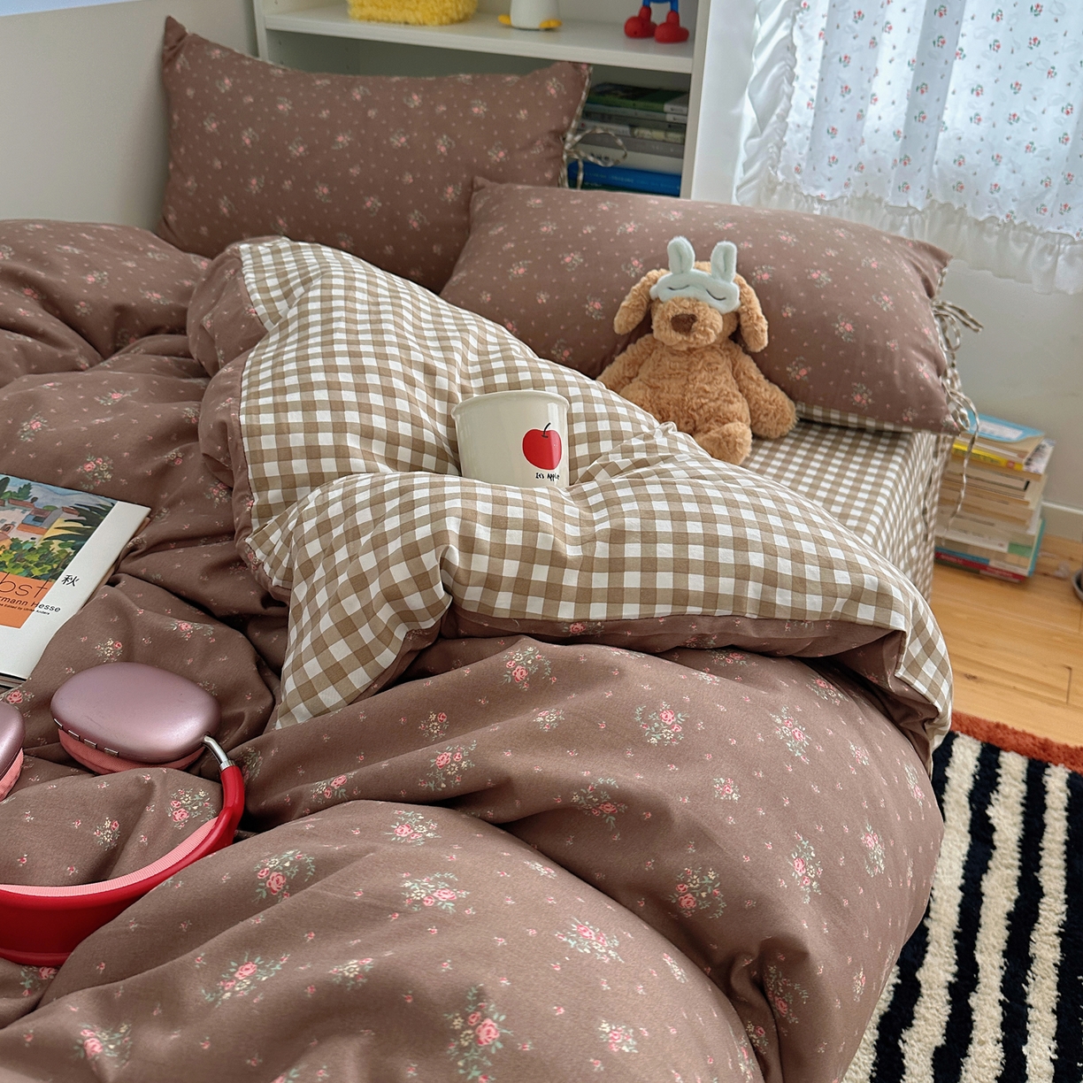 91家纺网 家纺一手货源 找家纺 初念 2025新款水洗棉系绳云朵棉四件套系列 系带-初夏-咖