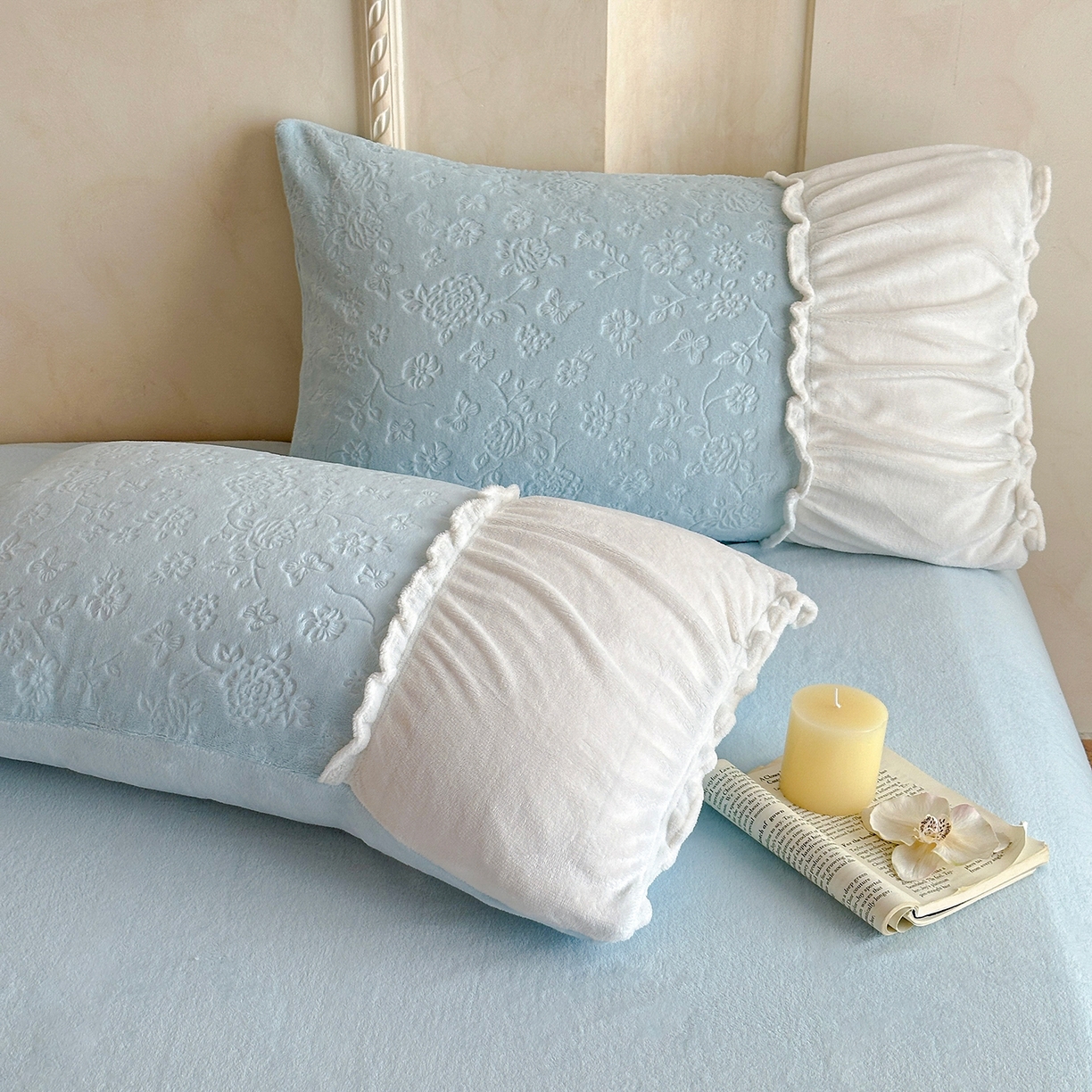 91家纺网 家纺一手货源 找家纺 逸尚阁 2025新款法式立体雕花牛奶绒四件套--绒格娜 绒格娜-天蓝