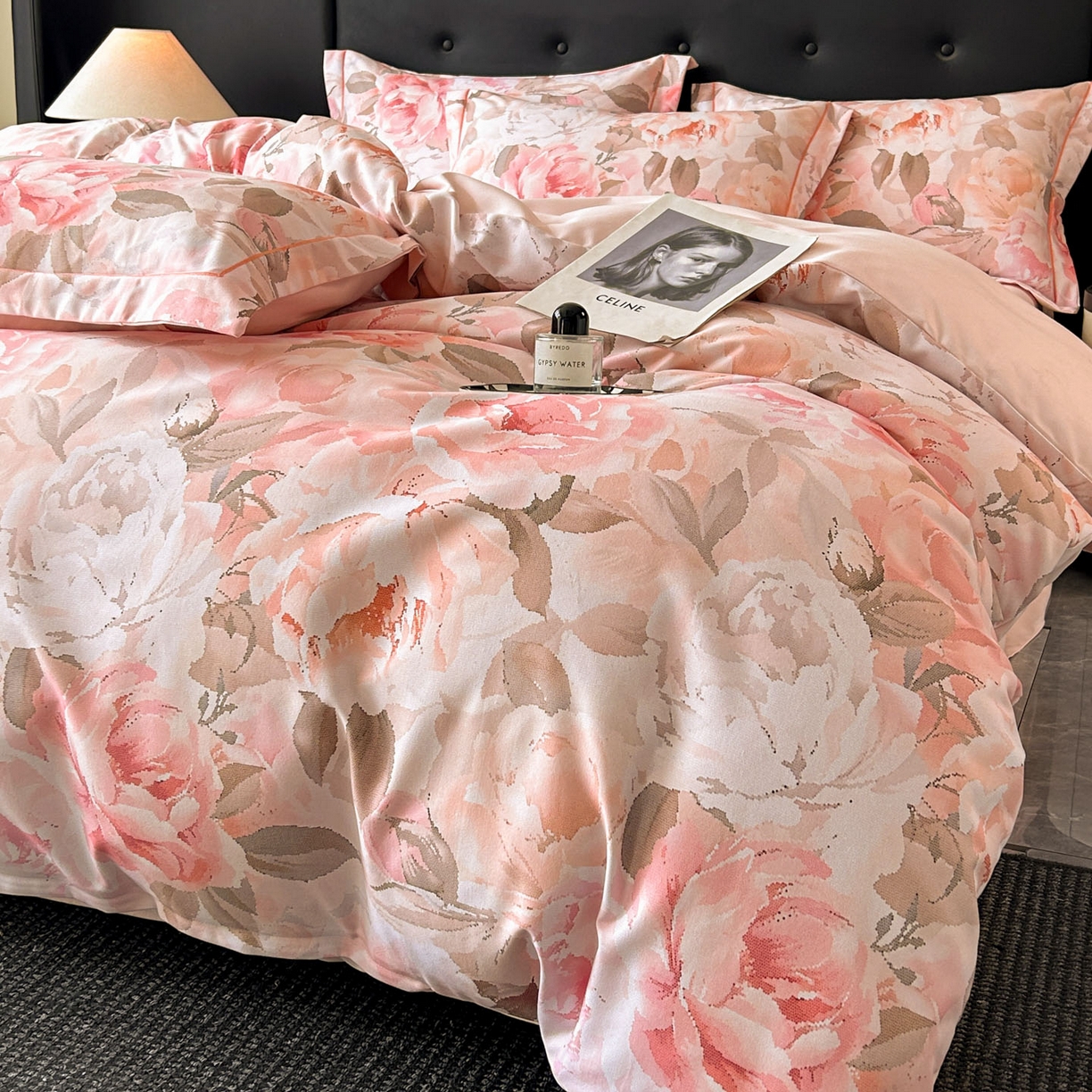 91家纺网 家纺一手货源 找家纺 玉海棠家纺 2025新款数码印花加厚全棉磨毛四件套 粉色罗曼使