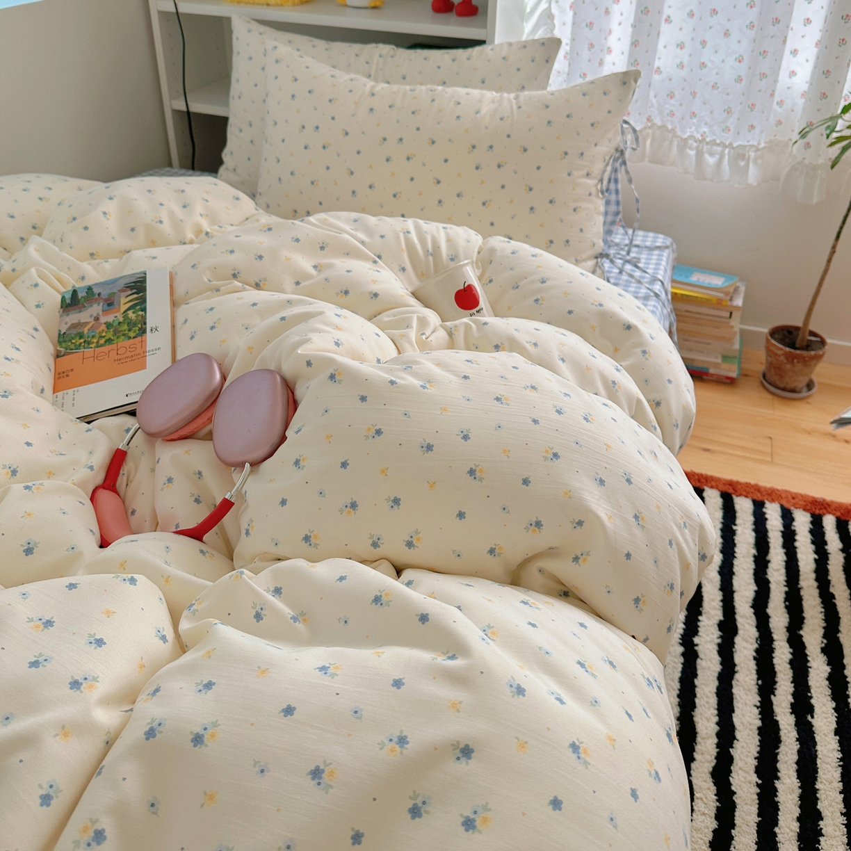 91家纺网 家纺一手货源 找家纺 初念 2025新款水洗棉系绳云朵棉四件套系列 系带-小兰花