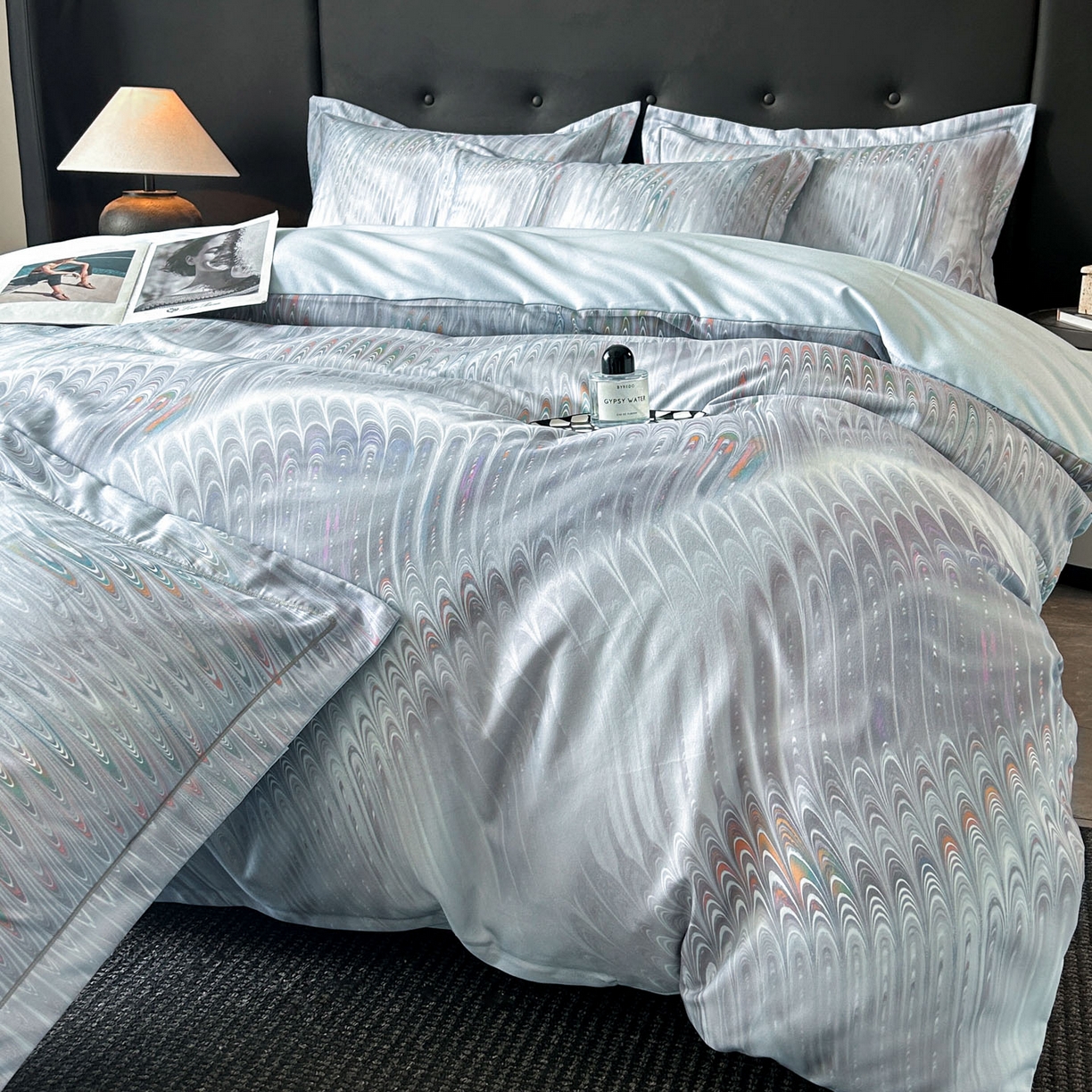 91家纺网 家纺一手货源 找家纺 玉海棠家纺 2025新款数码印花加厚全棉磨毛四件套 翎羽秘境