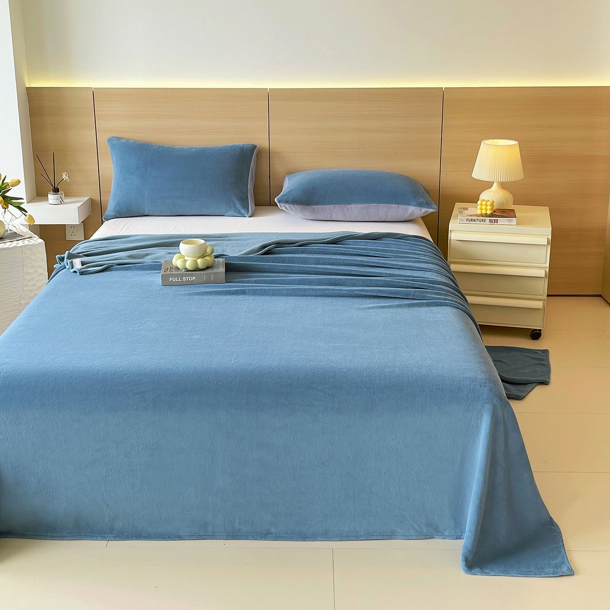 91家纺网 家纺一手货源 找家纺 小懒猪 2025年新款220克A类牛奶绒单床单 复古蓝