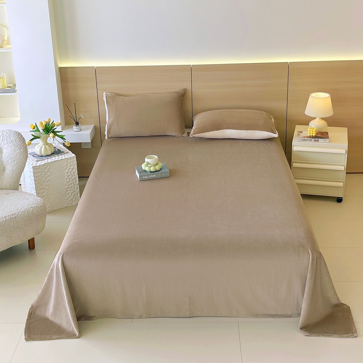 91家纺网 家纺一手货源 找家纺 小懒猪 2025年新款220克A类牛奶绒单床单 咖色