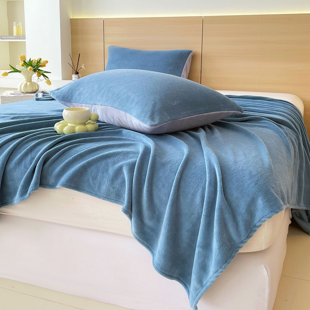 91家纺网 家纺一手货源 找家纺 小懒猪 2025年新款220克A类牛奶绒单床单 复古蓝