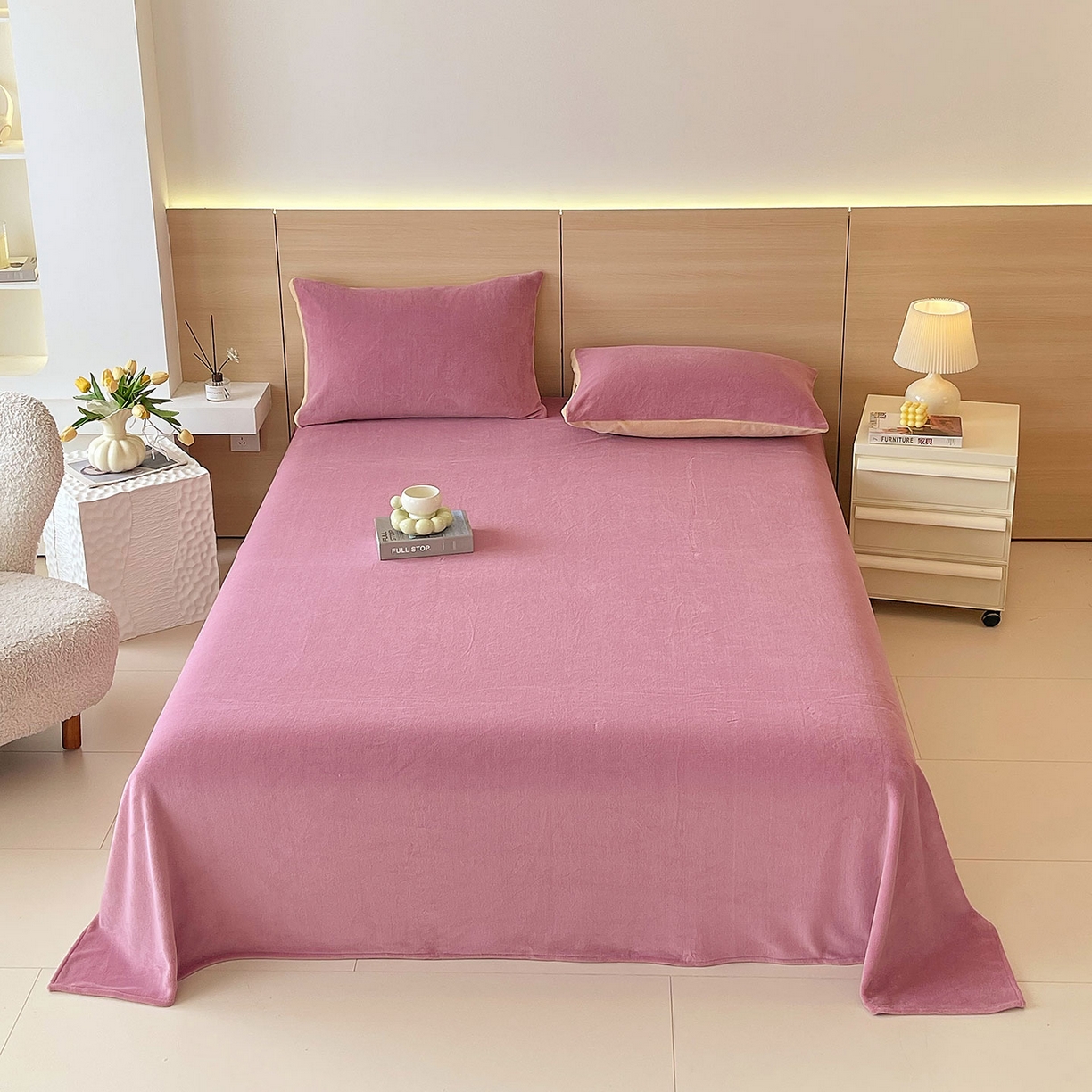 91家纺网 家纺一手货源 找家纺 小懒猪 2025年新款220克A类牛奶绒单床单 紫粉