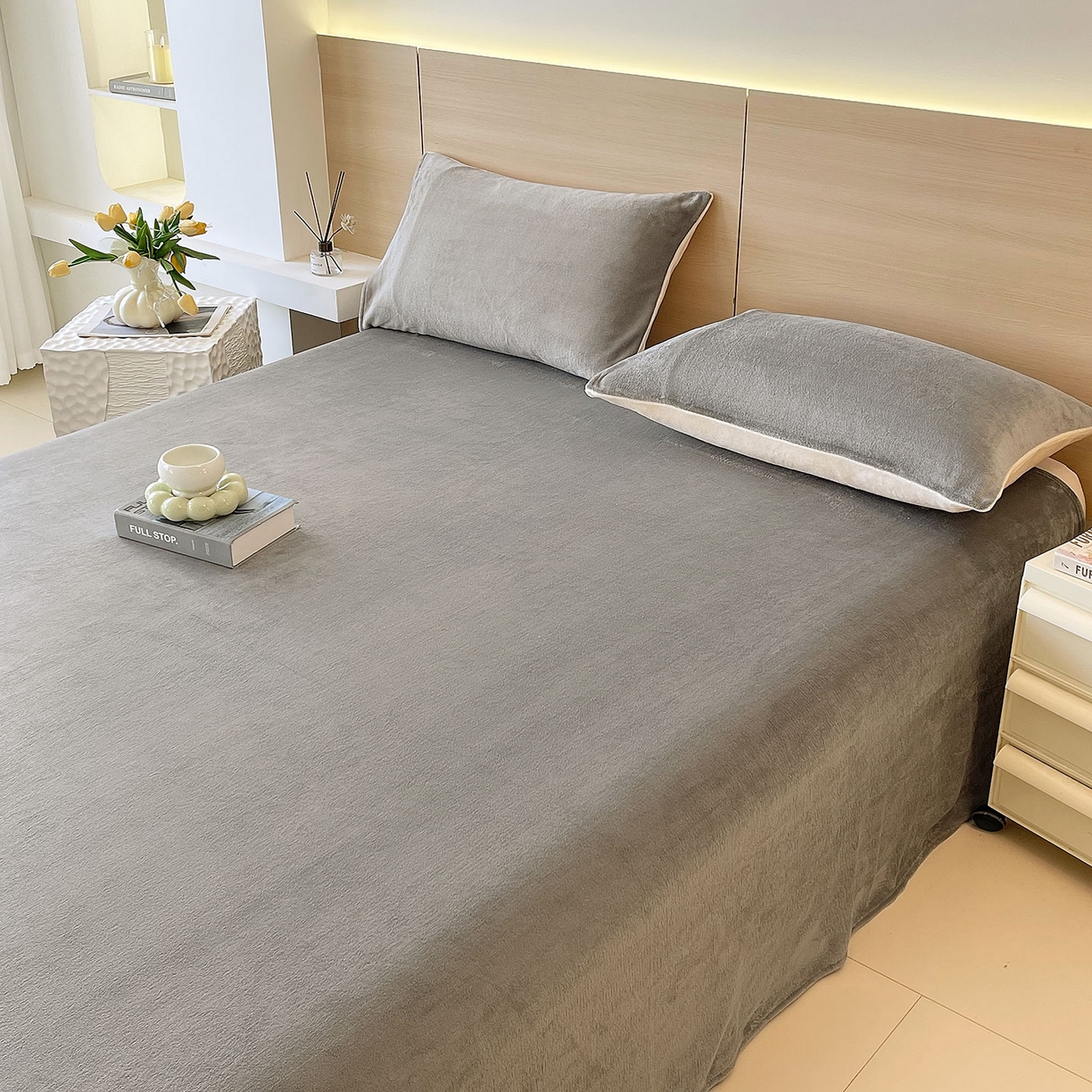 91家纺网 家纺一手货源 找家纺 小懒猪 2025年新款220克A类牛奶绒单床单 银灰