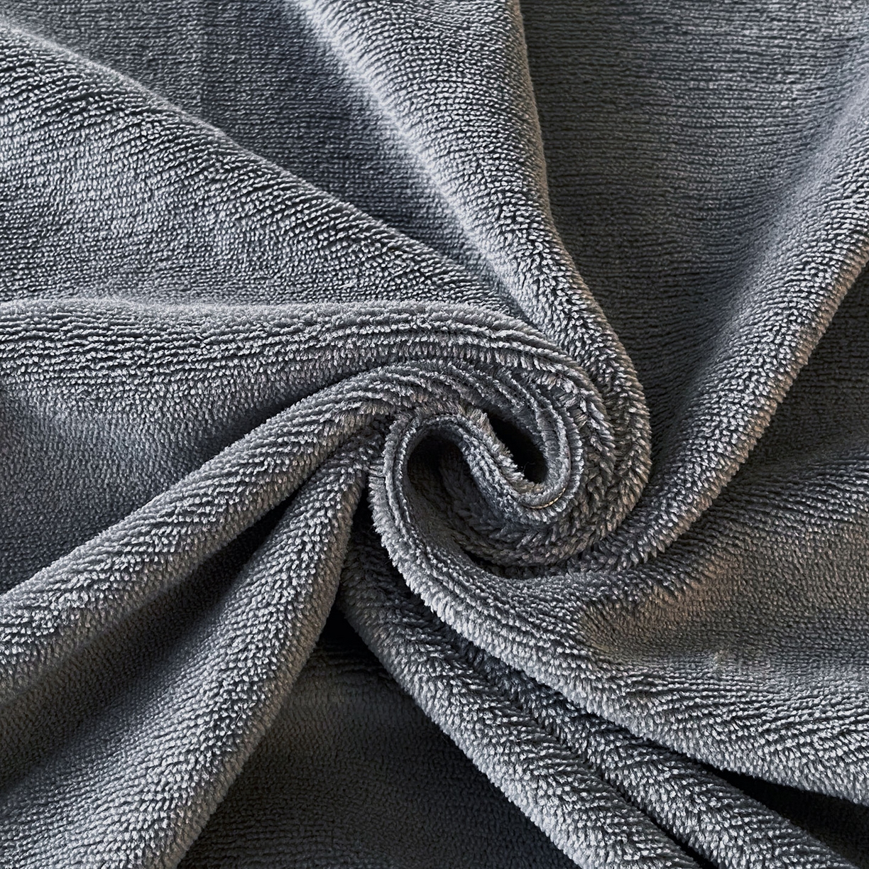 91家纺网 家纺一手货源 找家纺 小懒猪 2025年新款220克A类牛奶绒单床单 钛灰