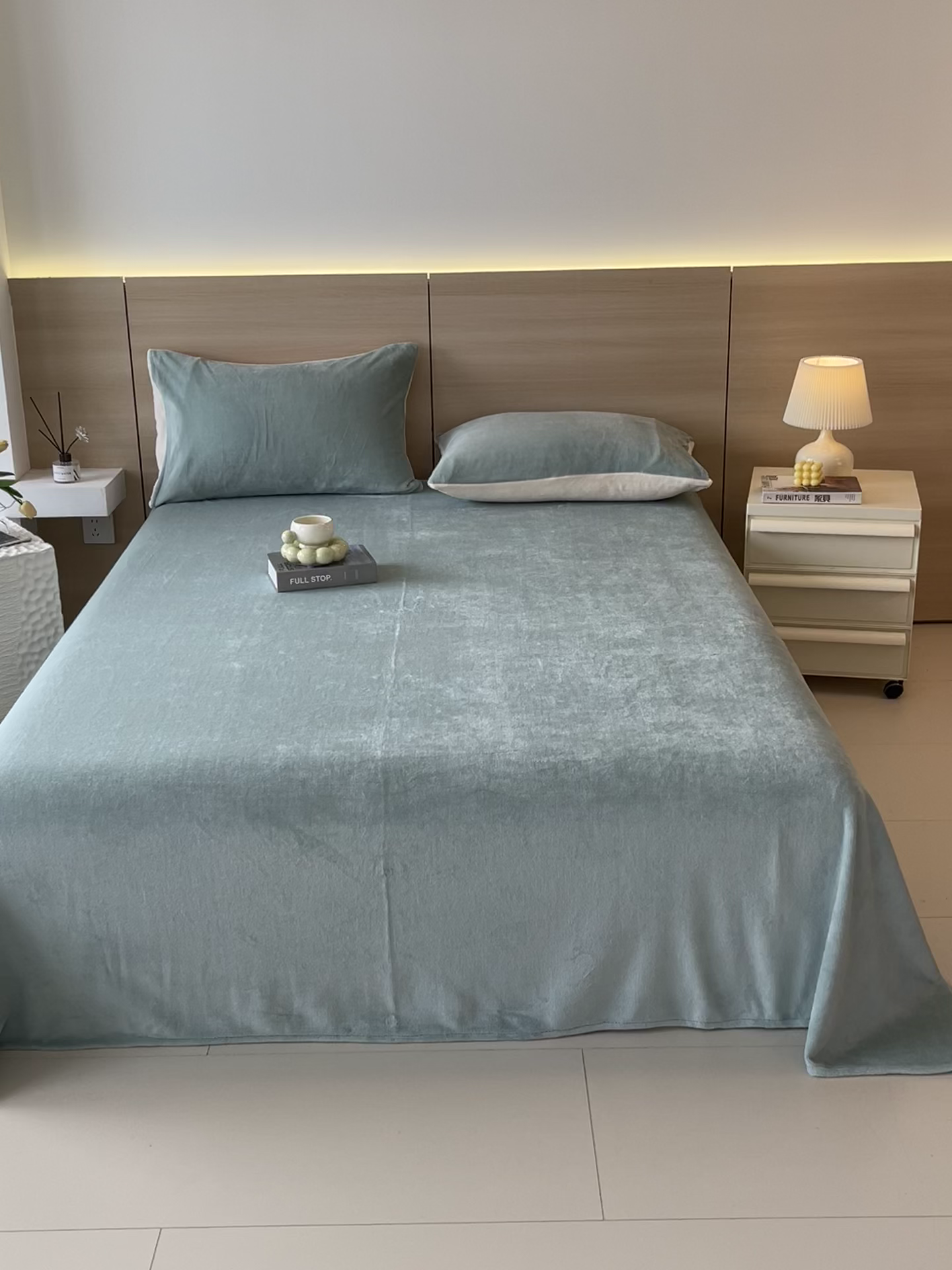 91家纺网 家纺一手货源 找家纺 小懒猪 2025年新款220克A类牛奶绒单床单 浅绿