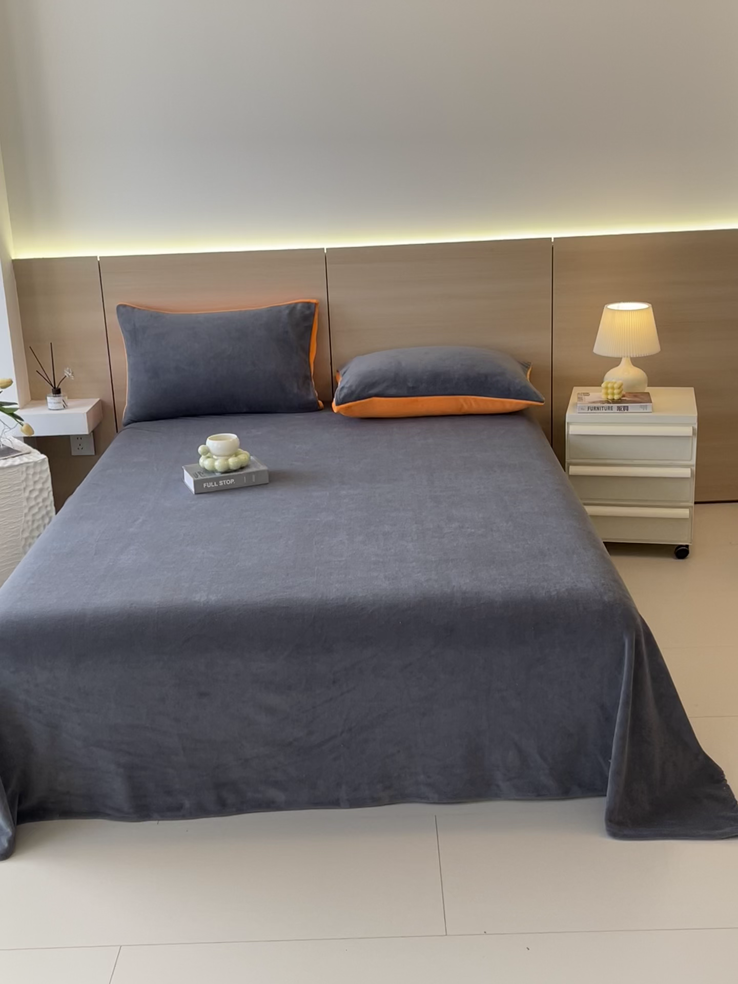 91家纺网 家纺一手货源 找家纺 小懒猪 2025年新款220克A类牛奶绒单床单 钛灰