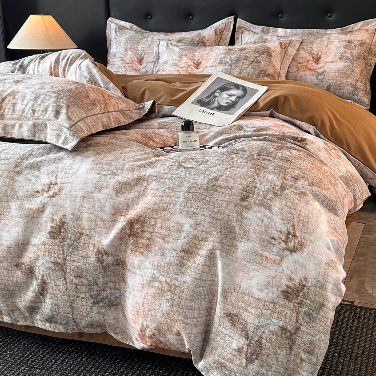 91家纺网 家纺一手货源 找家纺 玉海棠家纺 2025新款数码印花加厚全棉磨毛四件套 鎏金之痕