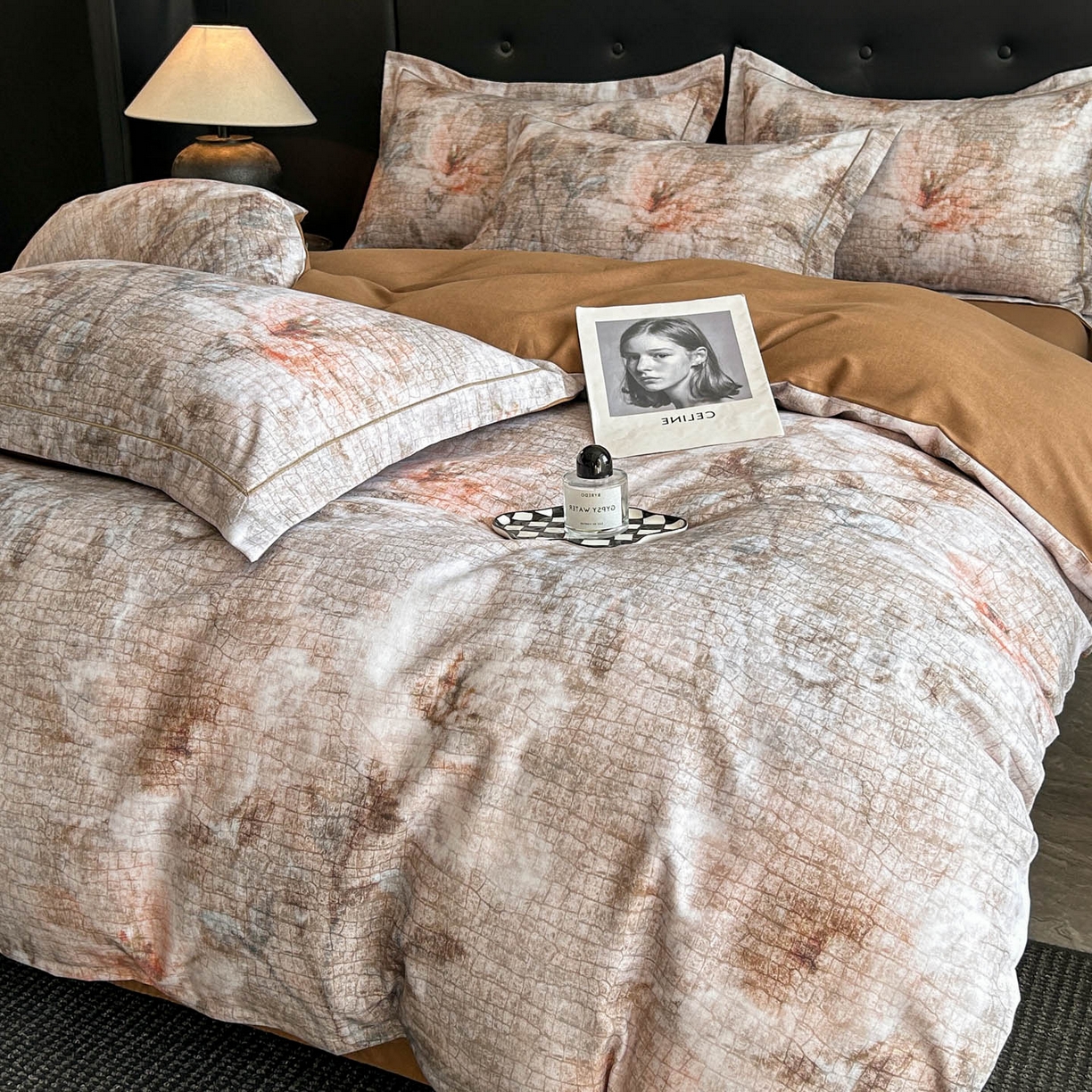 91家纺网 家纺一手货源 找家纺 玉海棠家纺 2025新款数码印花加厚全棉磨毛四件套 鎏金之痕