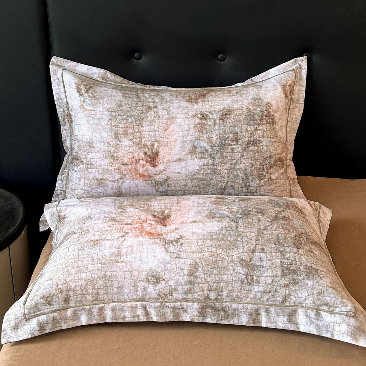 91家纺网 家纺一手货源 找家纺 玉海棠家纺 2025新款数码印花加厚全棉磨毛四件套 鎏金之痕