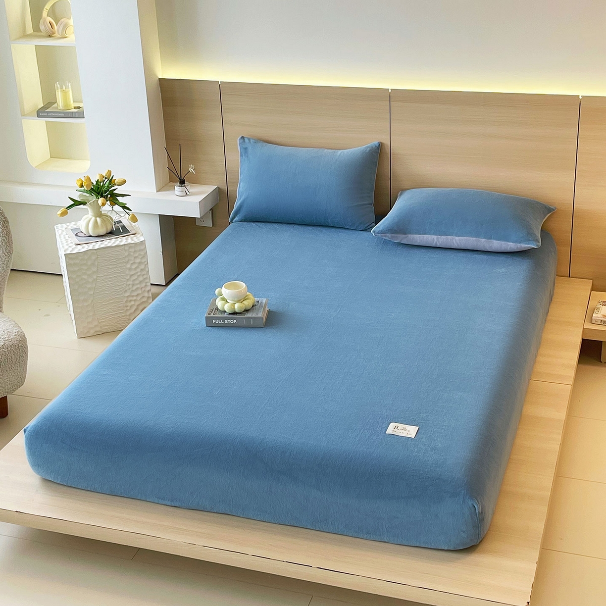 91家纺网 家纺一手货源 找家纺 小懒猪 2025年新款220克A类牛奶绒单床笠 复古蓝