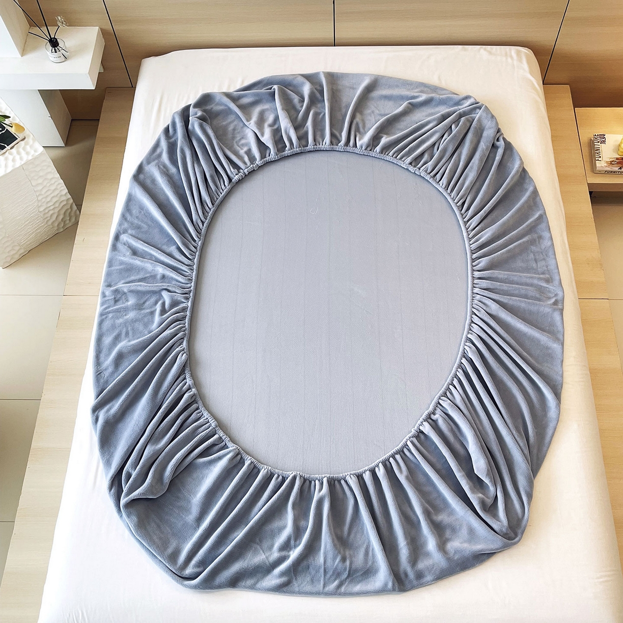 91家纺网 家纺一手货源 找家纺 小懒猪 2025年新款220克A类牛奶绒单床笠 婴儿兰