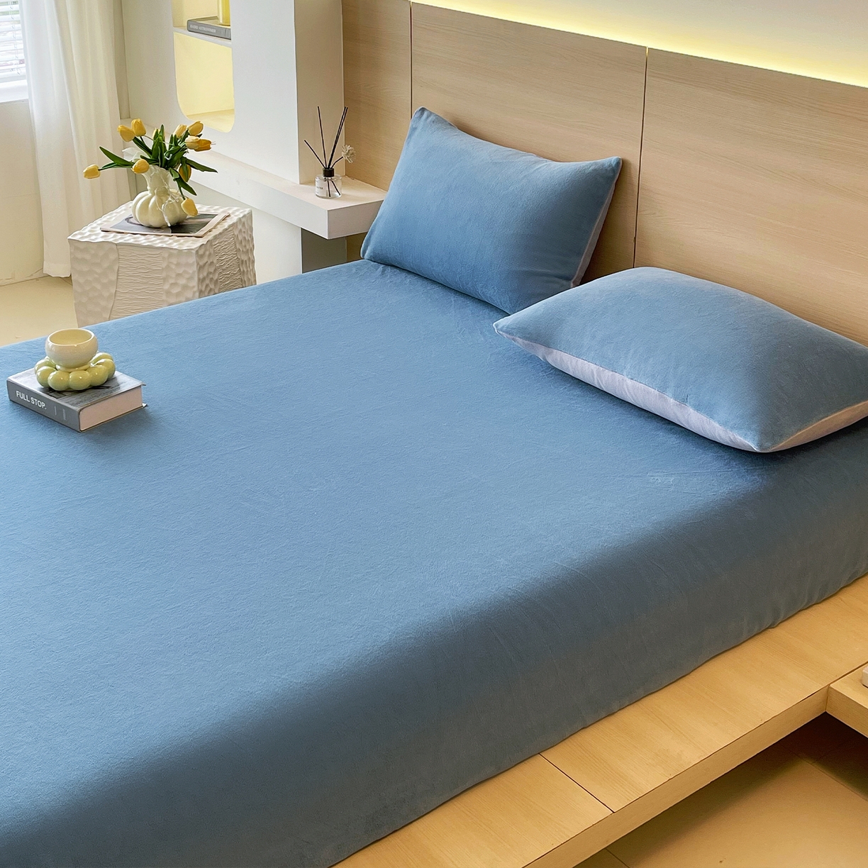 91家纺网 家纺一手货源 找家纺 小懒猪 2025年新款220克A类牛奶绒单床笠 复古蓝