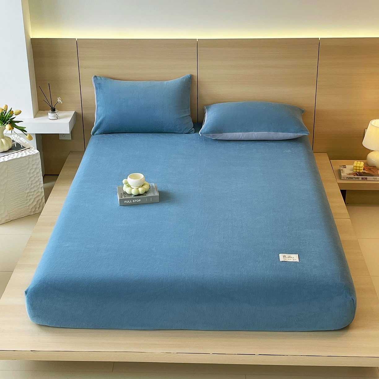 91家纺网 家纺一手货源 找家纺 小懒猪 2025年新款220克A类牛奶绒单床笠 复古蓝