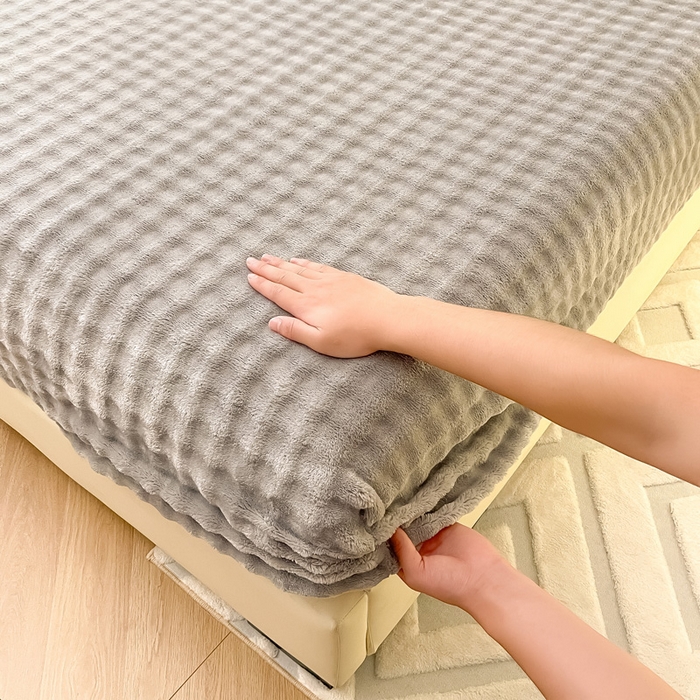 91家纺网 家纺一手货源 找家纺 宅部落 2025新款加厚牛奶绒泡泡绒单床笠床笠单品床笠单件 星空灰