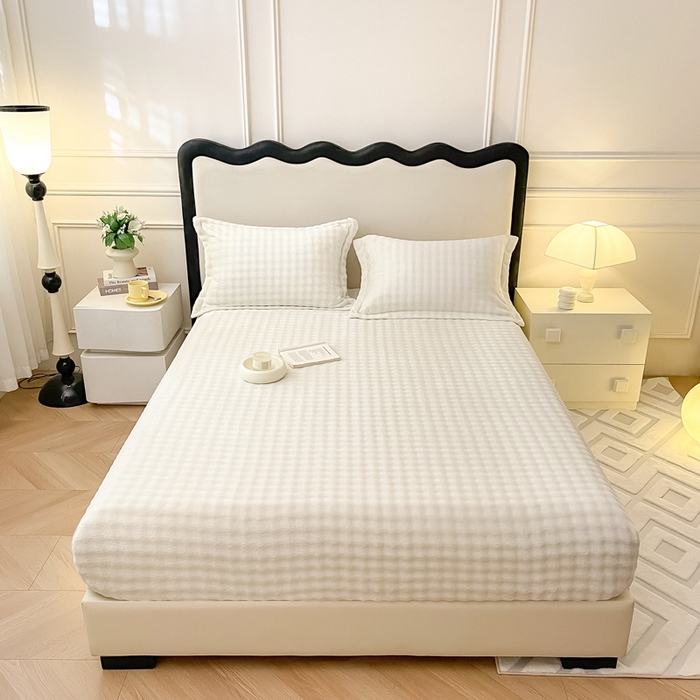 91家纺网 家纺一手货源 找家纺 宅部落 2025新款加厚牛奶绒泡泡绒单床笠床笠单品床笠单件 优雅白