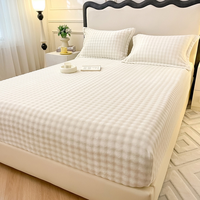 91家纺网 家纺一手货源 找家纺 宅部落 2025新款加厚牛奶绒泡泡绒单床笠床笠单品床笠单件 优雅白