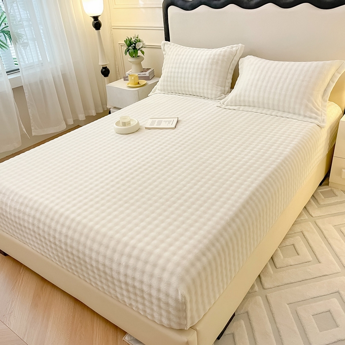 91家纺网 家纺一手货源 找家纺 宅部落 2025新款加厚牛奶绒泡泡绒单床笠床笠单品床笠单件 优雅白