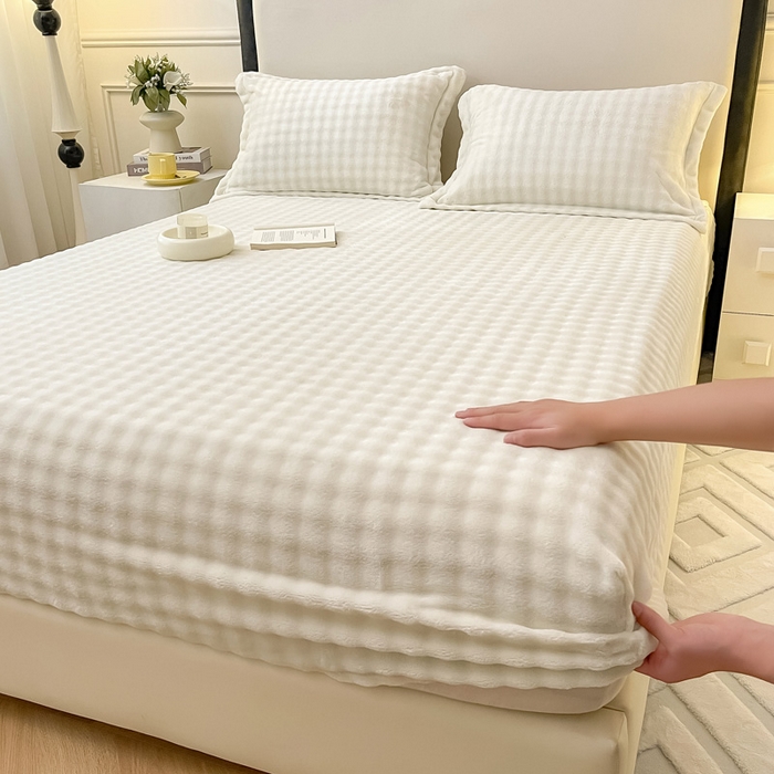 91家纺网 家纺一手货源 找家纺 宅部落 2025新款加厚牛奶绒泡泡绒单床笠床笠单品床笠单件 优雅白