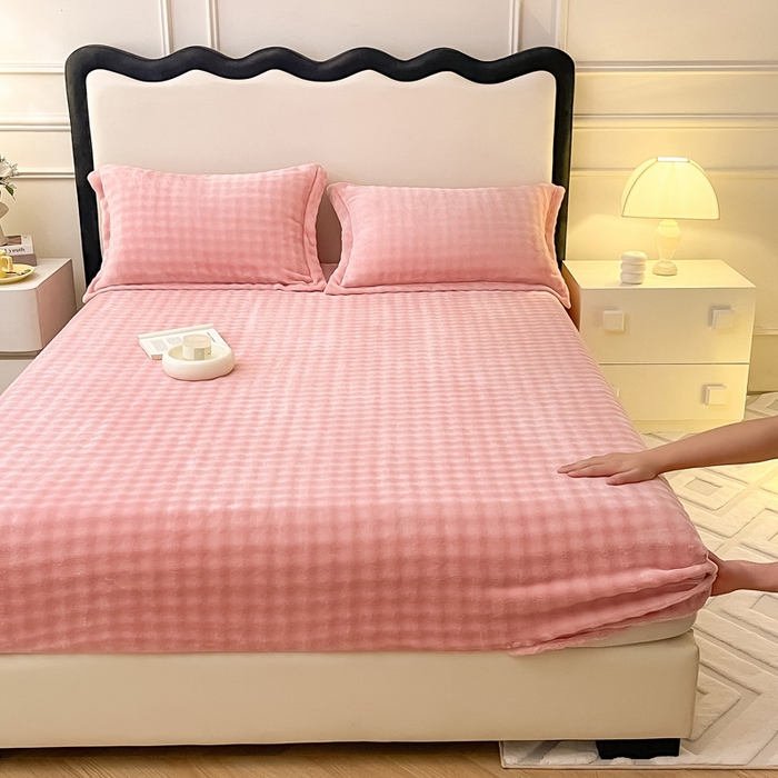 91家纺网 家纺一手货源 找家纺 宅部落 2025新款加厚牛奶绒泡泡绒单床笠床笠单品床笠单件 优雅粉