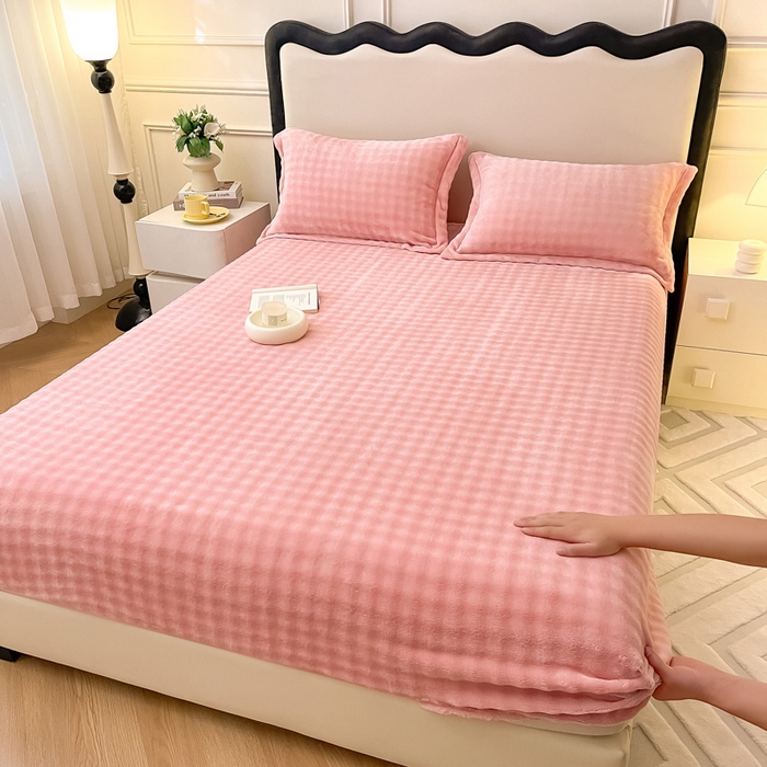 91家纺网 家纺一手货源 找家纺 宅部落 2025新款加厚牛奶绒泡泡绒单床笠床笠单品床笠单件 优雅粉